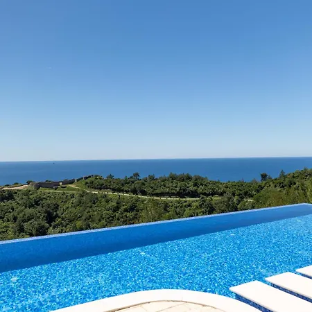 Tophill Altezza 9 View And Pool בודווה