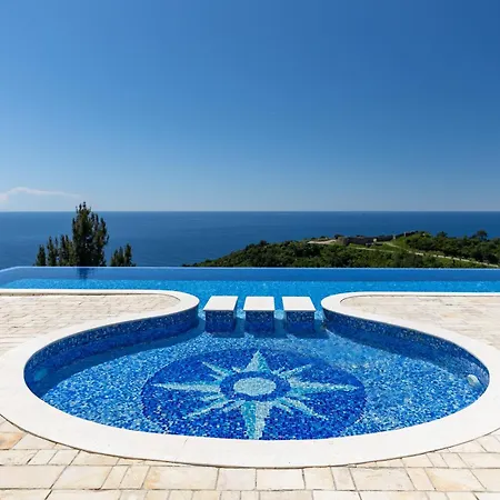 Tophill Altezza 9 View And Pool דירה